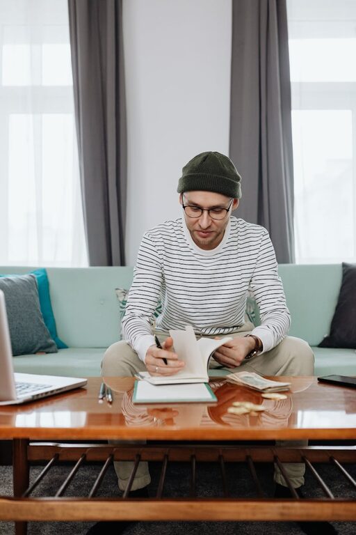 Simple Budget Habits for Everyday Life to Save More Money